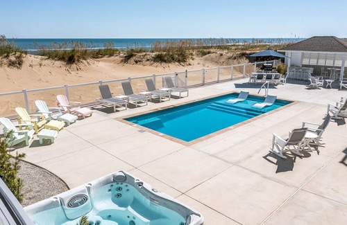 Sandbridge House | House ∙ 9 bedrooms ∙ 22 guests