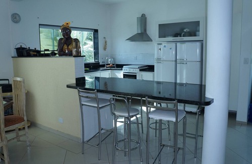 Igarata Cottage | HOUSE A BEIRA DA DPRESA, SWIMMING POOL, CHURRASQ. ORCHARD, 4 DORM. 5 BATH. IN COND. FEC.