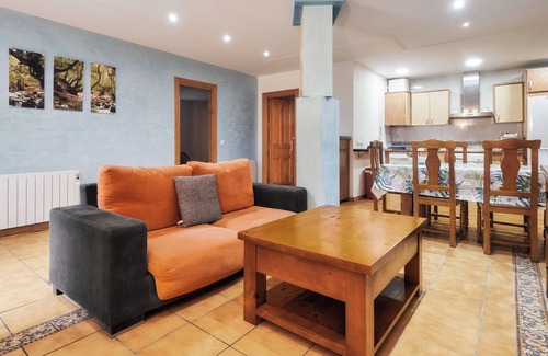 La Omanuela House | House 'Aguas Frías 3' with Mountain Views, Private Garden and Wi-Fi