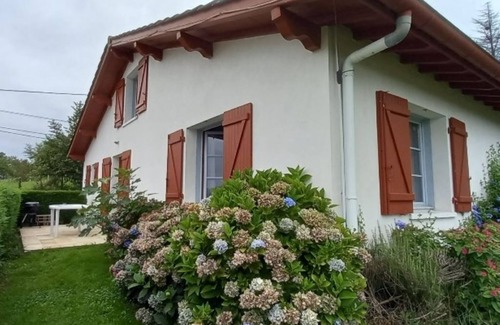 Ainhoa House | HOUSE AINHOA 5 PEOPLE 62m² living area
