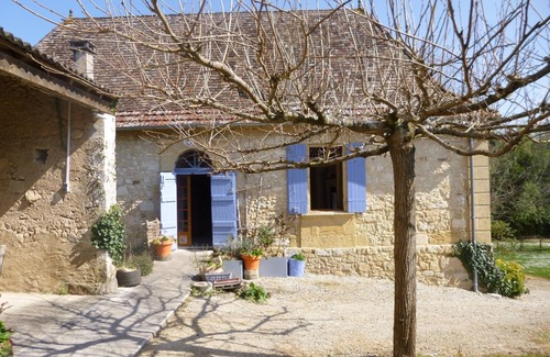 Bergerac Cottage | House Alienor garden comfort playroom animal welcome in Medieval classified