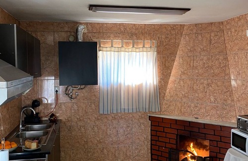 Gouveia House | House 'Alojamento D Duarte' with Mountain View and Wi-Fi
