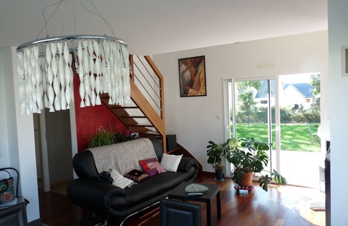 Ambon House | HOUSE AMBON 4 people - 5mn BEACHES