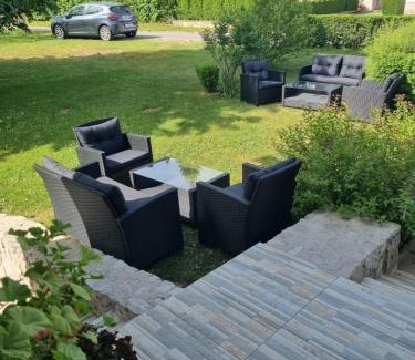 Jezerce Bed & Breakfast | House Ana
