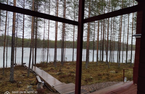 Kaavi House | House and sauna by the lake