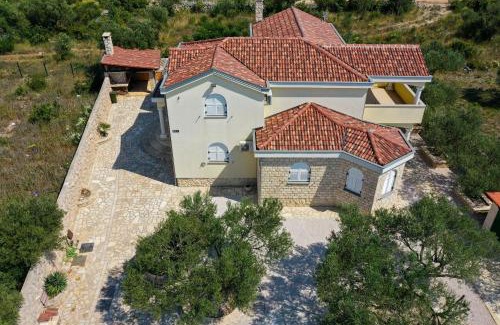 Drage House | House Anna