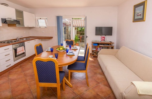 Solta House | House Ante (30951-K1) - Grohote