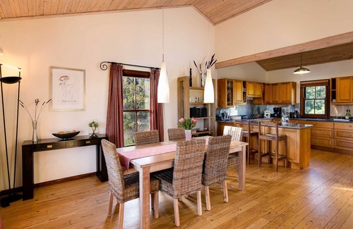 Noordhoek Apartment | House at Longbeach - upstairs apartment