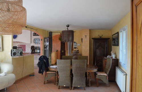 Digne-les-Bains House | house at the foot of a hill