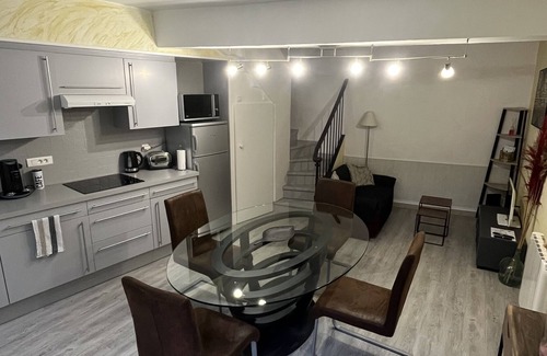 City of Carcassonne House | House at the foot of the City of Carcassonne