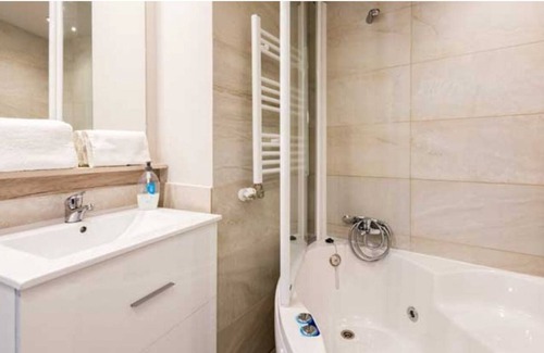 Adahuesca Apartment | House Attic Suit B in Adahuesca