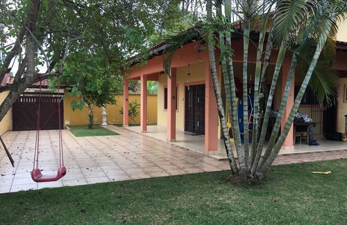 Raul Cury House | House, Beach, Pool, Sauna in pool, Waterfall, Spa with heated pool