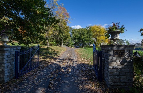Catskill House | House Beautiful mag Hudson River Estate -Enjoy best of Catskills & Hudson Valley