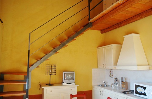 Rodi Milici Other | House between citrus