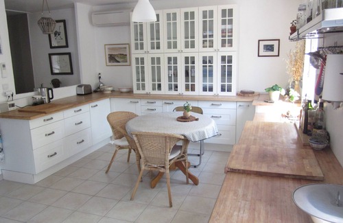Simiane-Collongue House | House between Aix and Marseille