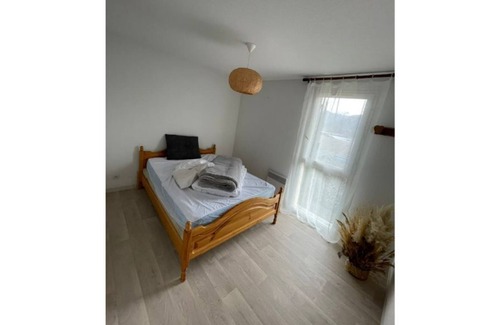 Le Sauze-du-Lac Apartment | House between lake and mountain