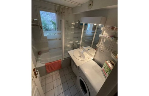 Le Sauze-du-Lac Apartment | House between lake and mountain