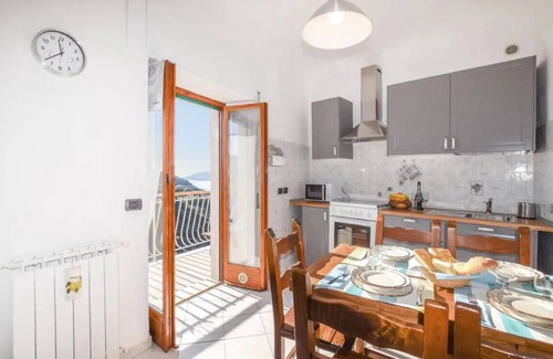 Pitelli Apartment | House between Lerici and 5 Terre with sea view balcony