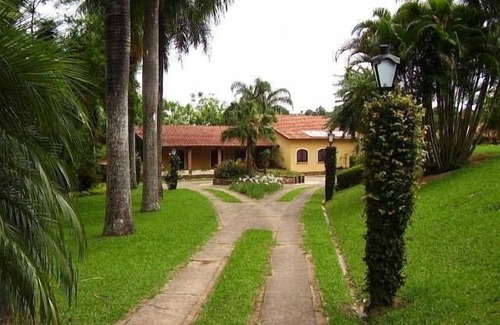 Espirito Santo Do Pinhal House | House for families and groups of up to 25 people - 6 suites