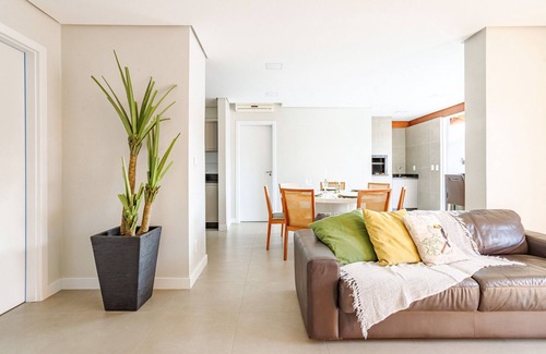 Daniela House | House by the sea with swimming pool! Daniela Beach - Florianópolis
