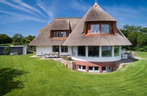 Keitum House | House by the sea Comfortable holiday residence
