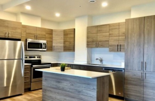 Dollard-des-Ormeaux House | House