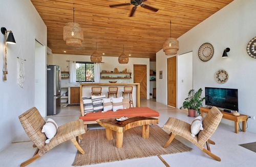 Manzanillo House | House+Casita North of Santa Teresa - Close to Beach - Sleeps 8