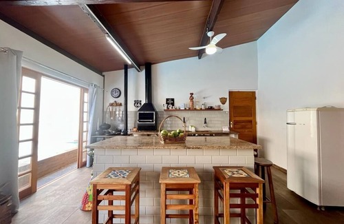 Barra da Tijuca Ski Chalet | House/Chalet in Barra da Tijuca with Swimming Pool Near the Beach