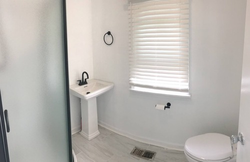 Dover House | House Close to Bayhealth Kent Campus, Speedway, AFB and beaches