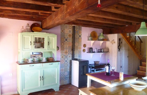 Trevijano Cottage | House (complete) for nature and animal lovers.