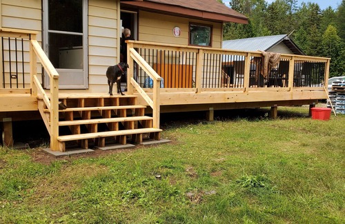 Manitoulin District House | House/Cottage Rental on Quiet dead end road (housekeeping)