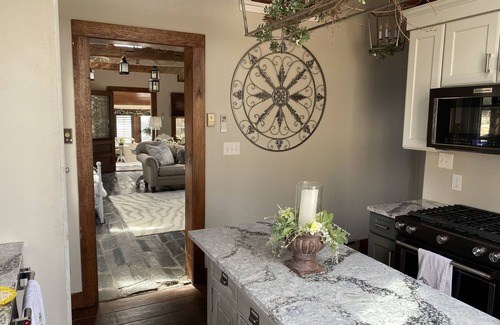 Saratoga Springs House | House & Cottage in fabulous Saratoga Springs: BELMONT, TRAVERS, HORSE RACING