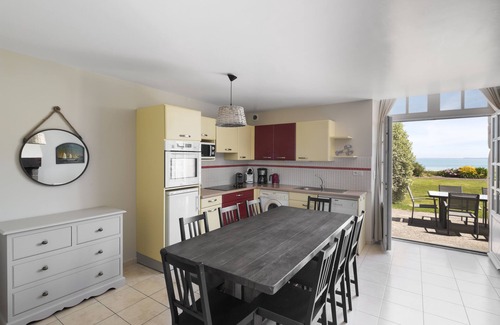 Cancale House | House-Cottage-Wet room-Sea view-Logis N3