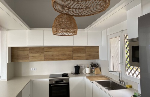 Atlanterra Ski Chalet | House, cove of the Germans