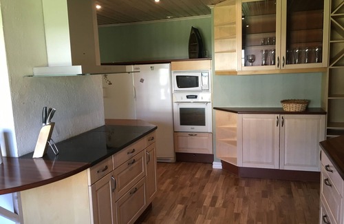 Alvesta House | House directly at the lake, silence, relaxation and fishing, internet