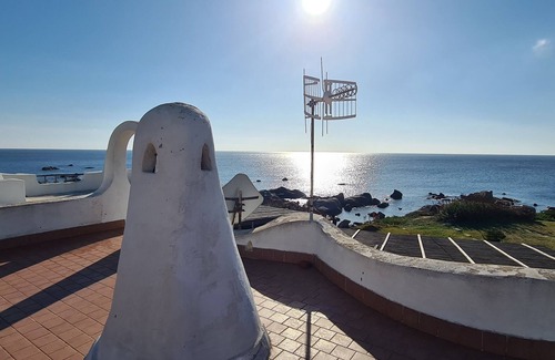 San Stefano House | House dominant position on the sea with garden