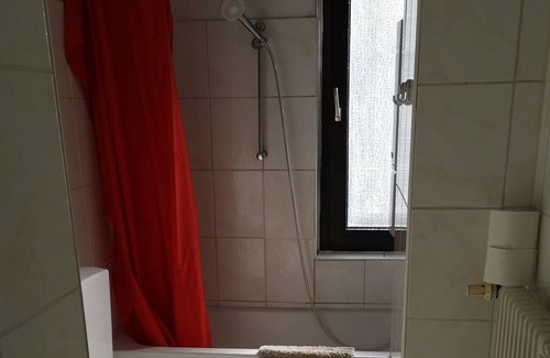 Mittelstadt Apartment | House Elbert