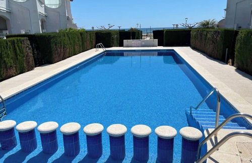 L'Hospitalet de l'Infant House | House by the sea