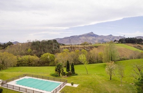 Urrugne Villa | House, exceptional environment, 7 bedrooms, Urrugne, 7 mn from st Jean de Luz