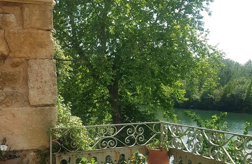 Montfrin House | House facing the river - near the Pont du Gard, Uzes, Nimes, Avignon, Arles .