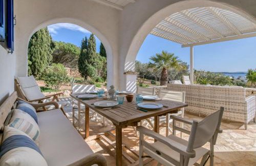 Drios House | House Feinikas - Quiet area with Beach access