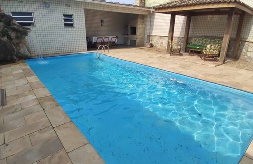 Loty House | House foot in the sand - Itanhaém with pool and barbecue