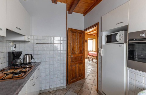 Perpezat House | House for 5 people in a valley in the Parc des Volcans d'Auvergne