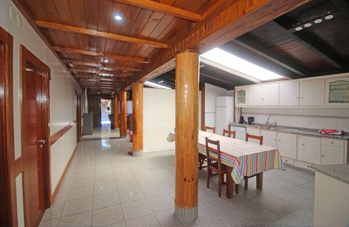 Gondoriz Ski Chalet | House for 8 people with private pool near Gerês