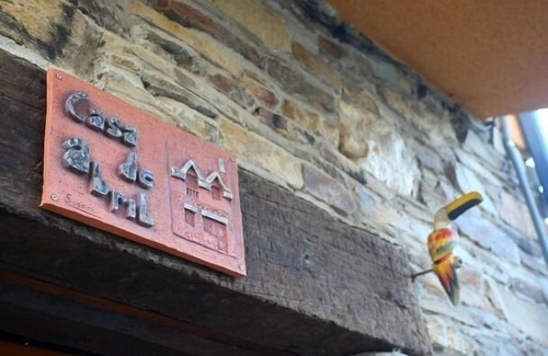 San Cristobal de Valdueza Cottage | House for April for 4 people