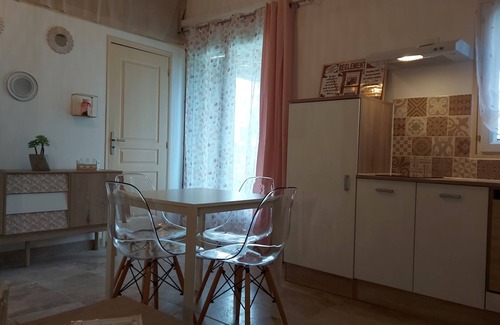 Caumont-sur-Durance House | house for rent.