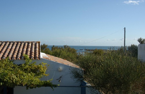 Ile d'Yeu House | HOUSE FOR RENT ILE D'YEU FACING THE SEA MAY/JUNE/JULY/SEPTEMBER