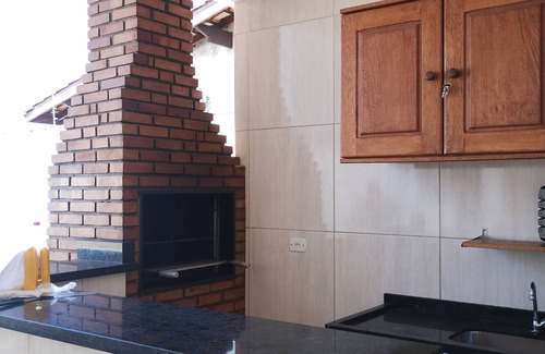 Maranduba House | House for rent with pool 300 meters from maranduba beach