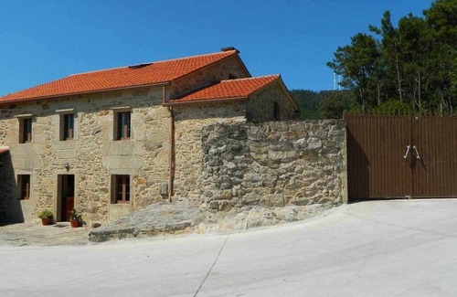 Outes Apartment | House for up to 12 persons next to Noia