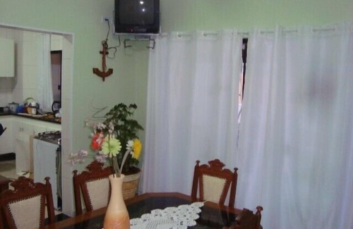 Jardim Imperador House | House For Vacation In Peruíbe - With Adult and Children's Pool